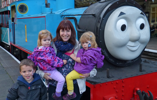Face-Painting-with-Thomas-The-Tank-Engine