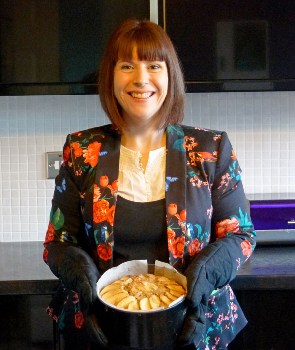 Spiced apple cake recipe